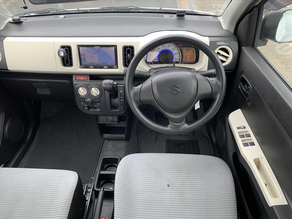HA Suzuki Alto White interior