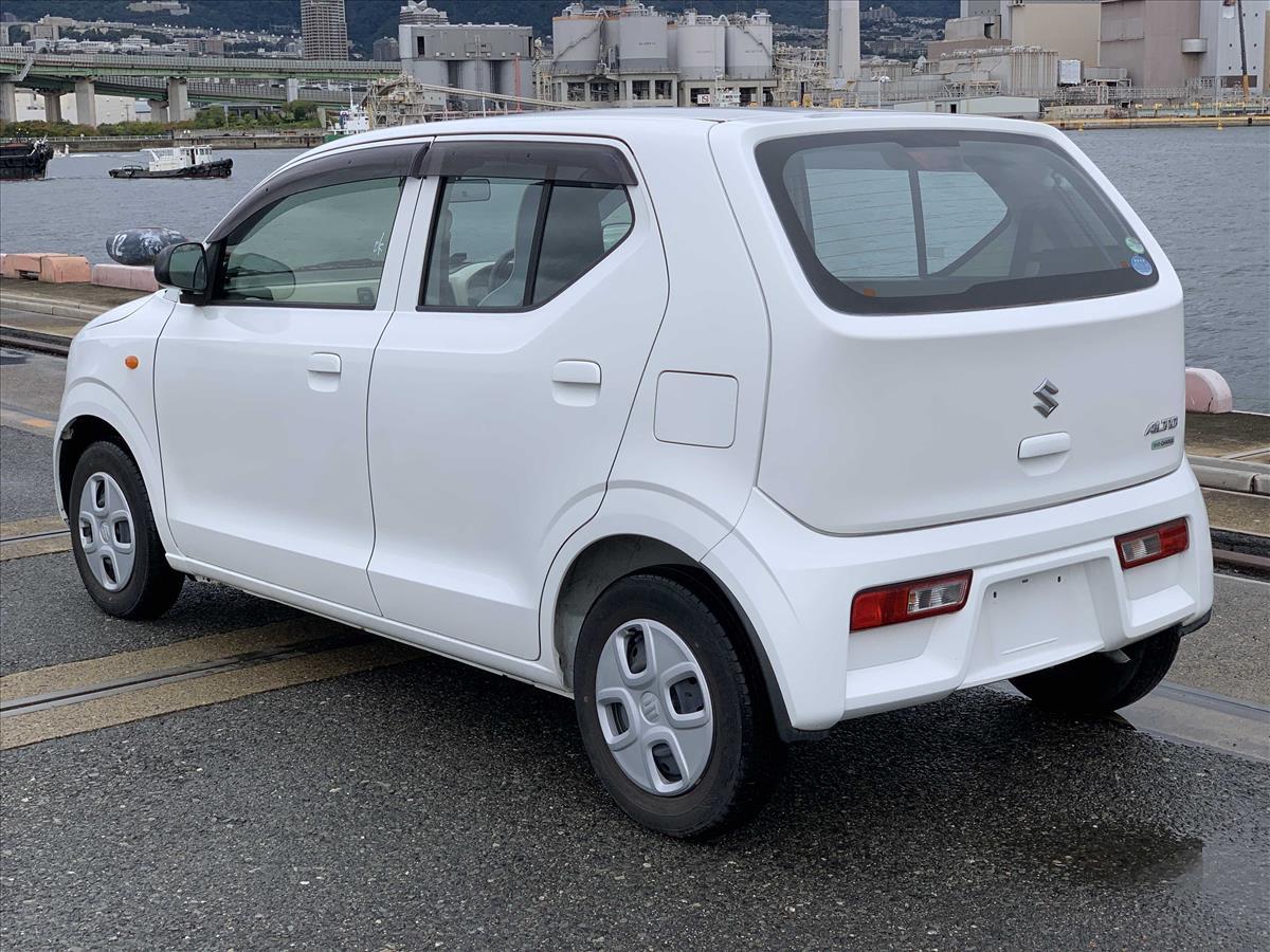 HA Suzuki Alto White rear